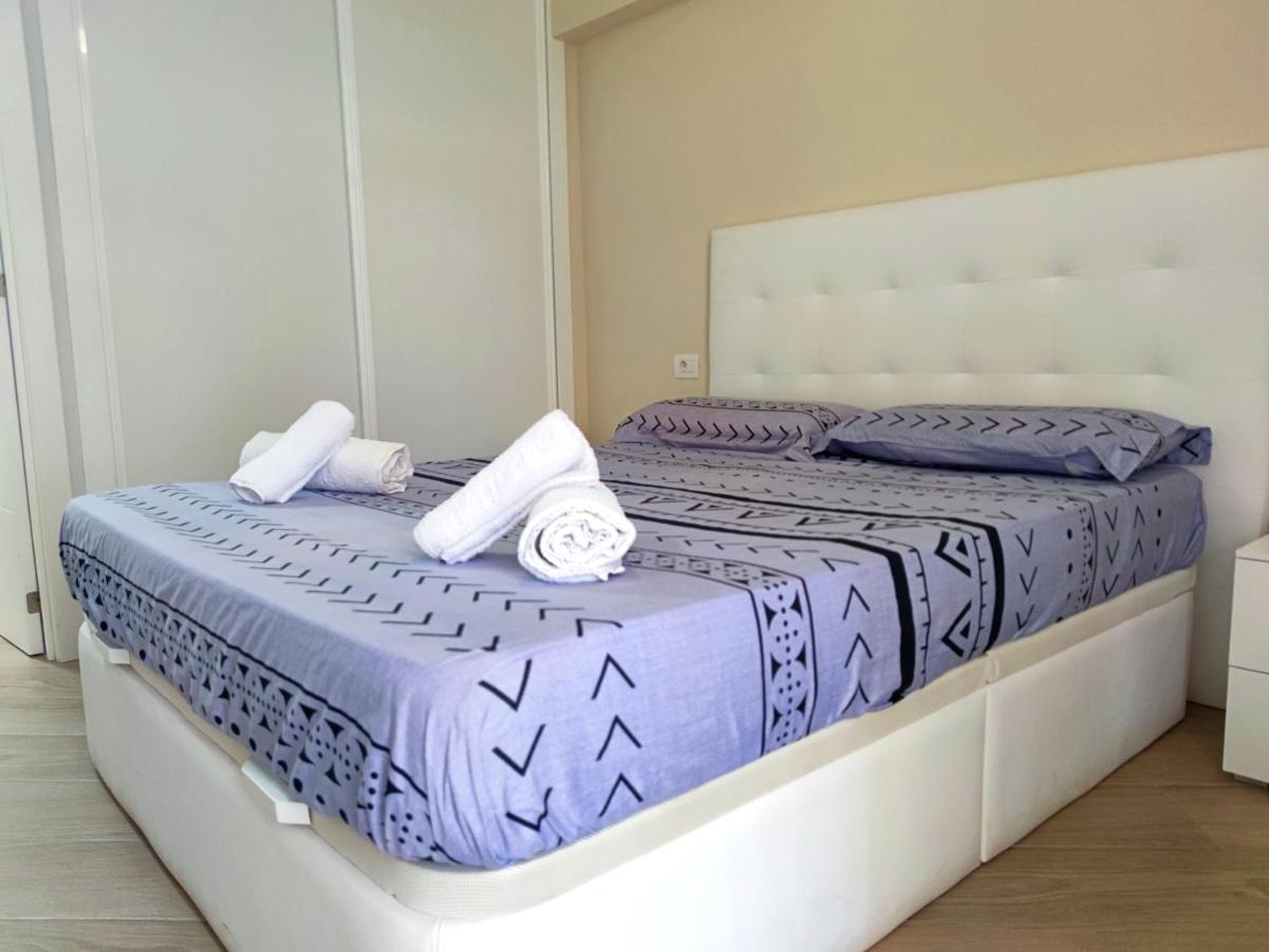 Apartment Playa De Americas 600mt From The Internet Free *